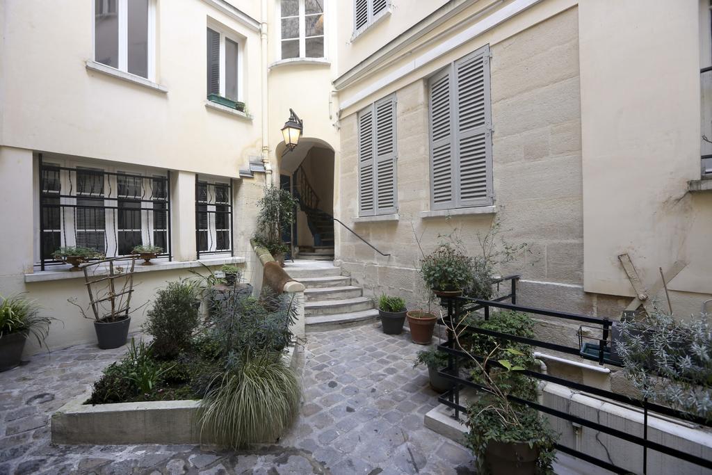 Lovely And Typical 1 Bedroom Appartamento *